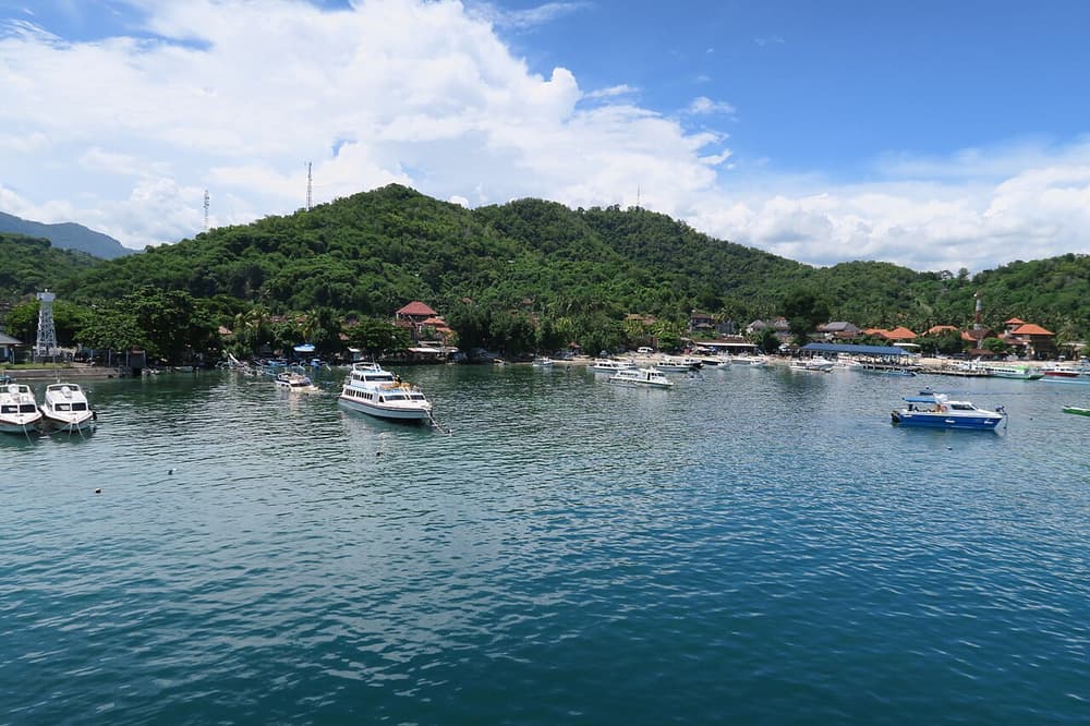 20160313152430 - Padang Bai harbour from the ferry to Lombok (25684224581)